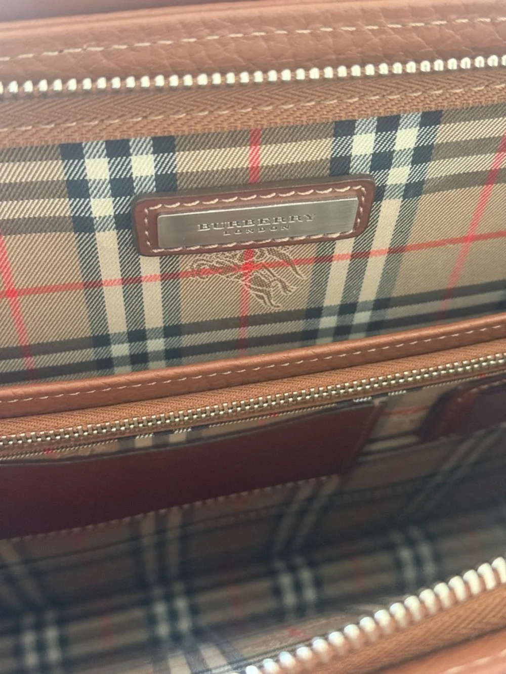 AUTHENTIC Modern Vintage Heritage Burberry London Grained Leather Briefcase Tan
